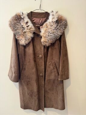 Vintage Brown Suede Coat with Faux Fur Collar